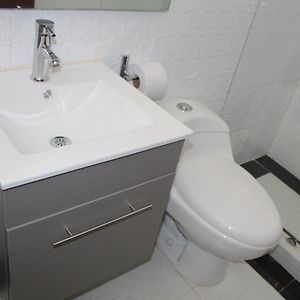Comfort Triple Room Shower